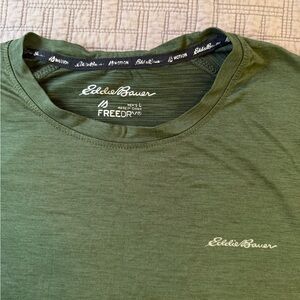 Eddie Bauer Green Men's Freedry Shirt